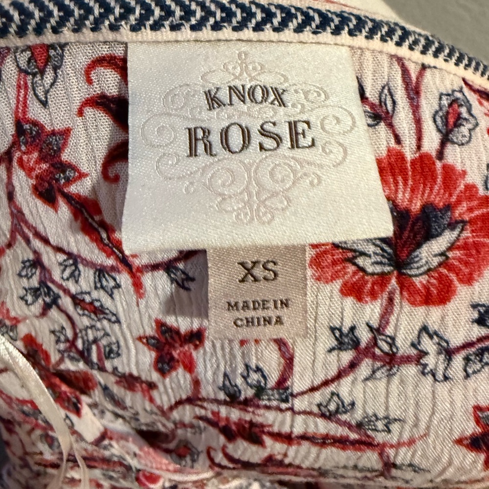Knox Rose Red and Blue Floral Tunic - Picture 4 of 4
